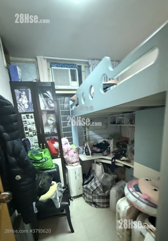 黄大仙下邨(一区) 售盘 2 房 376 平方尺