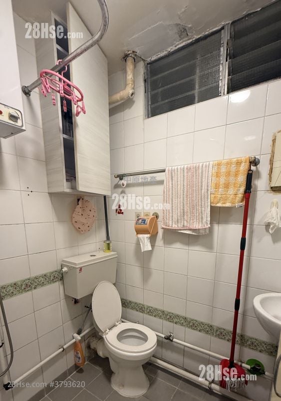 黄大仙下邨(一区) 售盘 2 房 376 平方尺