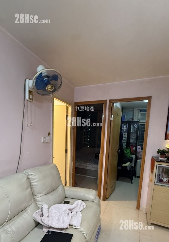 黄大仙下邨(一区) 售盘 2 房 376 平方尺