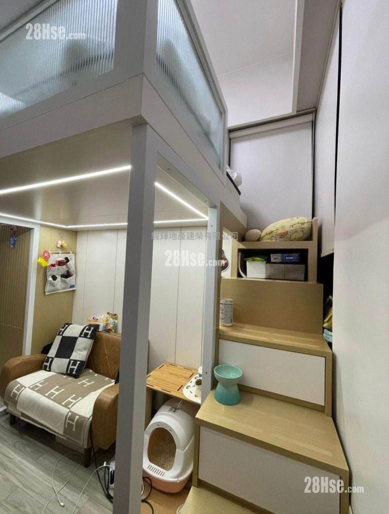 The Addition Rental Studio , 1 Bathroom 238 ft²