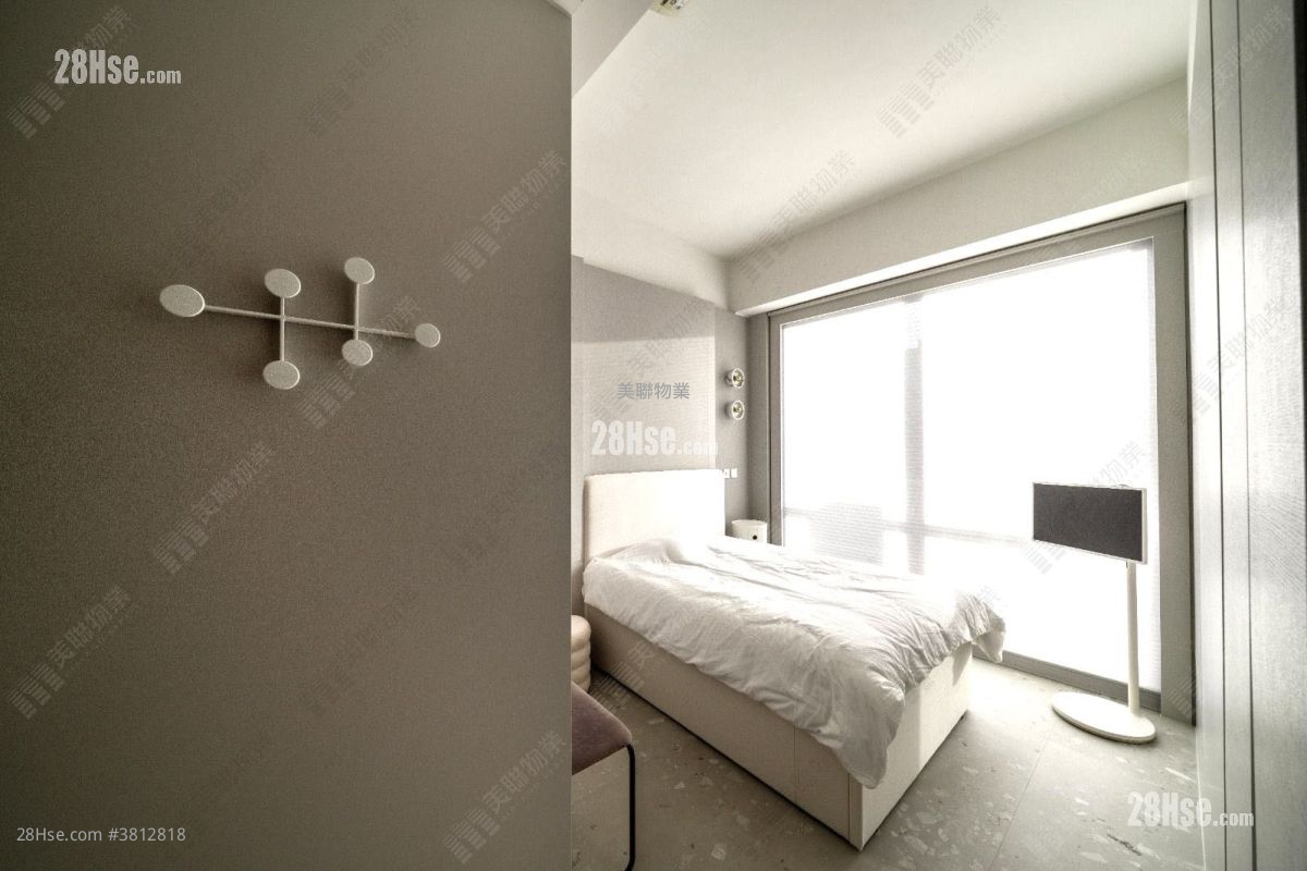 bedroom 1: Ontolo Sell 4 Bedrooms , 4 Bathrooms 1,752 ft²