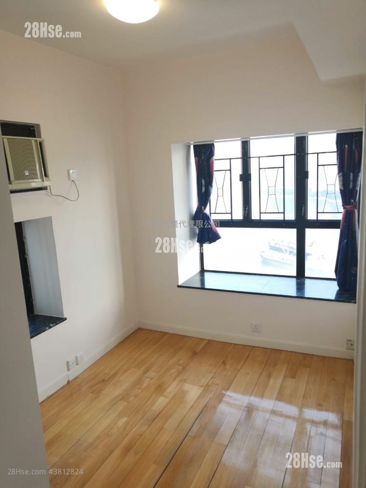 bedroom 2: Bayview Garden Sell 3 Bedrooms , 2 Bathrooms 708 ft²