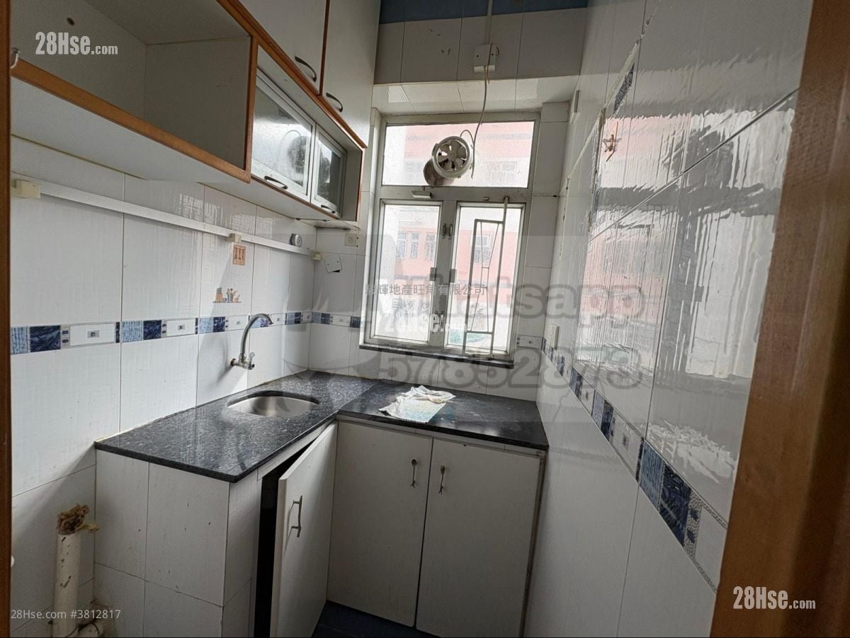 On Ning Building Rental 2 Bedrooms , 1 Bathroom 246 ft²