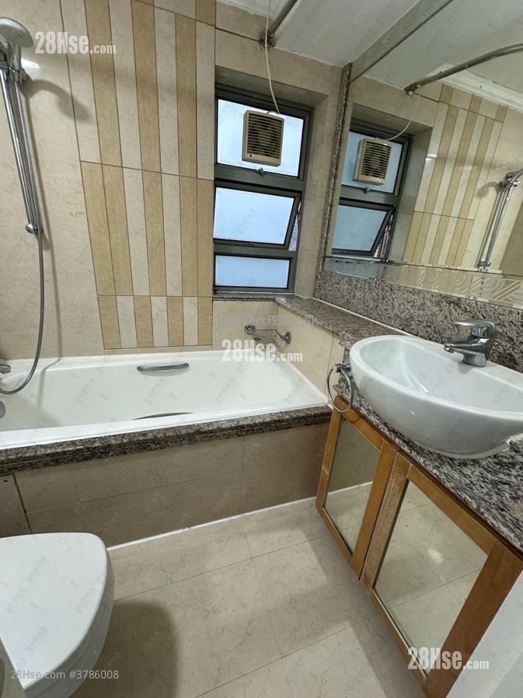 映湾园 售盘 3 房 , 2 浴室 729 平方尺