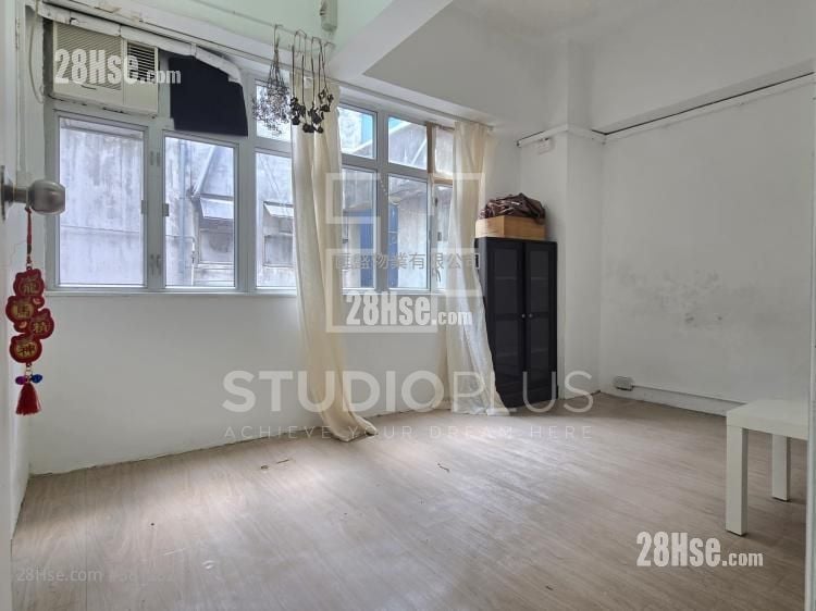 Waford Industrial Building Rental 2 Bedrooms , 2 Toilets