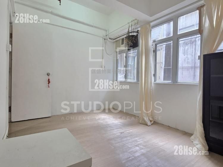 Waford Industrial Building Rental 2 Bedrooms , 2 Toilets