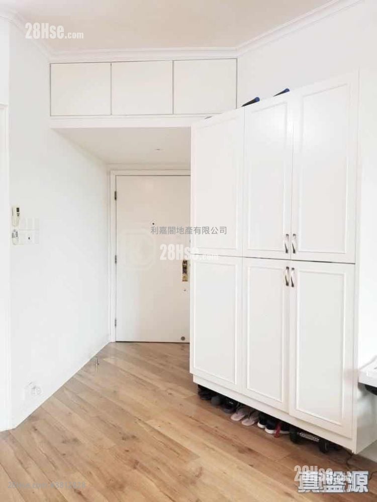 The Belcher's Sell 3 Bedrooms 1,103 ft²