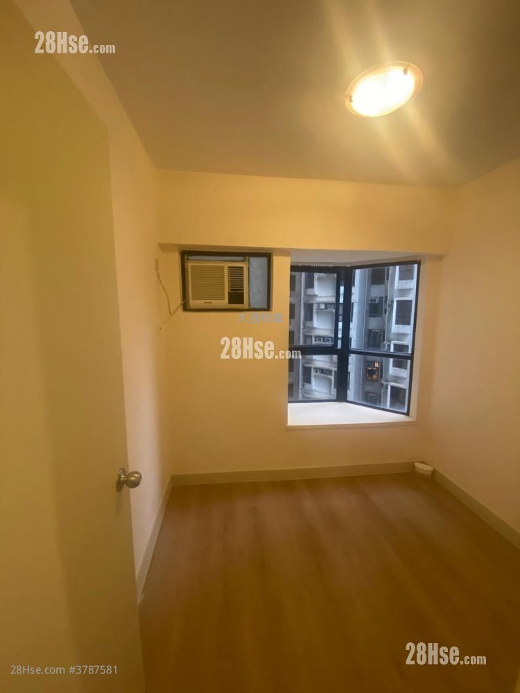 Shaukeiwan Plaza Rental 2 Bedrooms , 1 Bathroom 344 ft²