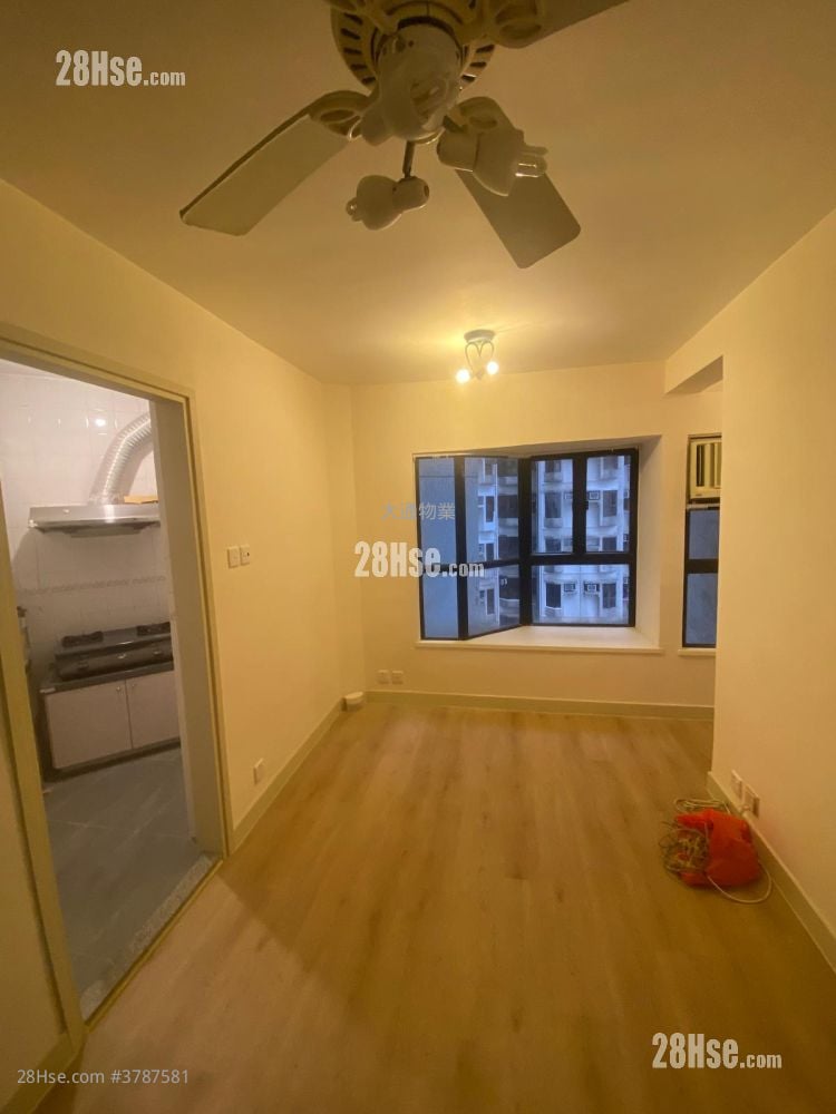 Shaukeiwan Plaza Rental 2 Bedrooms , 1 Bathroom 344 ft²