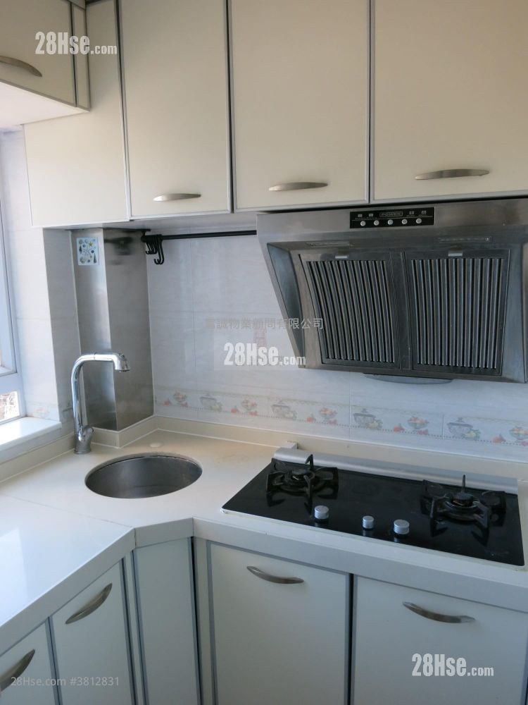 康华苑 租盘 2 房 , 1 浴室 380 平方尺