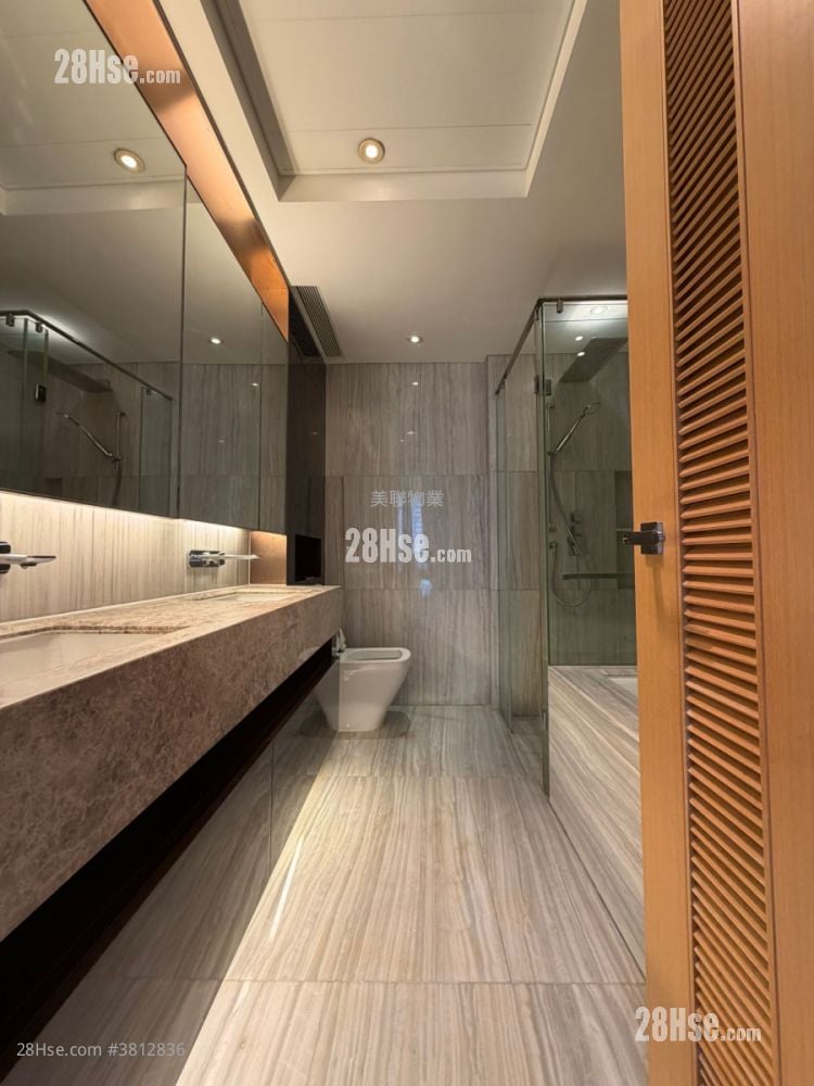 The Visionary Sell 4 Bedrooms , 5+ Bathrooms 1,975 ft²