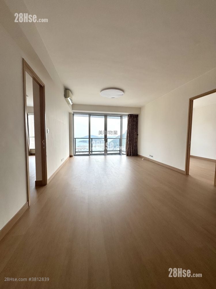 Marinella Rental 4 Bedrooms , 3 Bathrooms 1,650 ft²