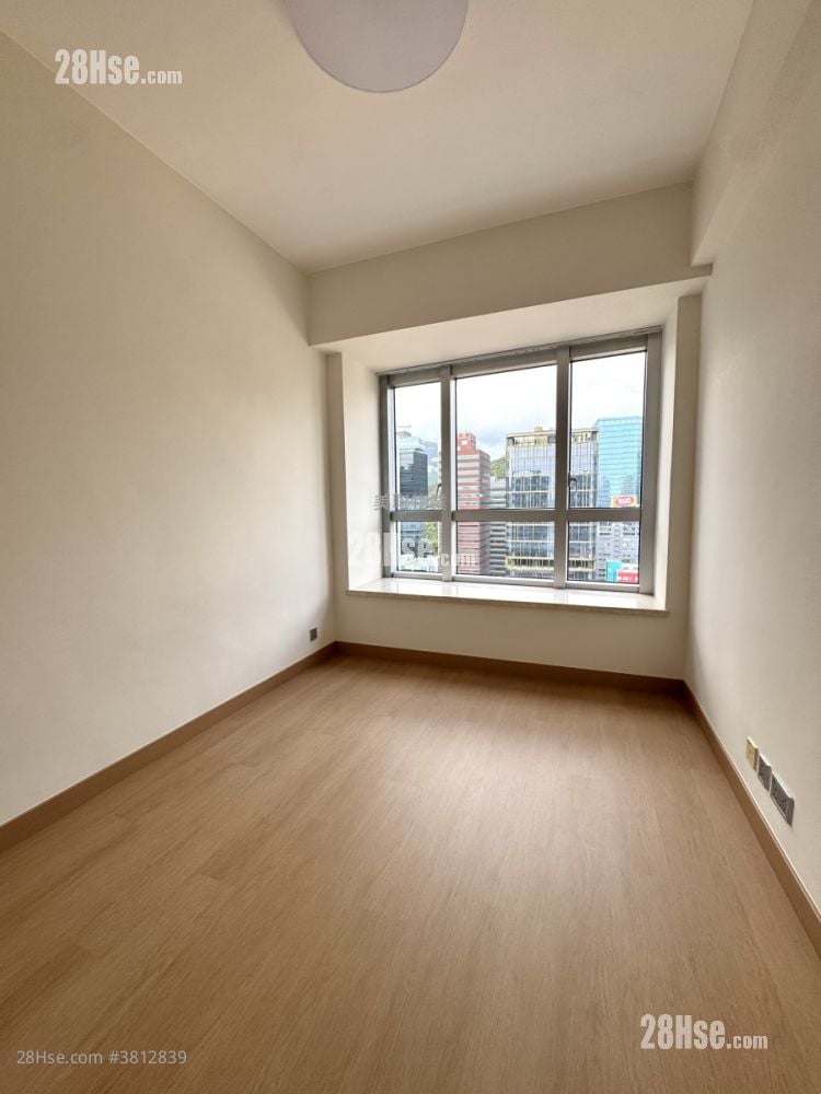 Marinella Rental 4 Bedrooms , 3 Bathrooms 1,650 ft²