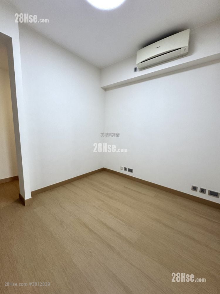 Marinella Rental 4 Bedrooms , 3 Bathrooms 1,650 ft²