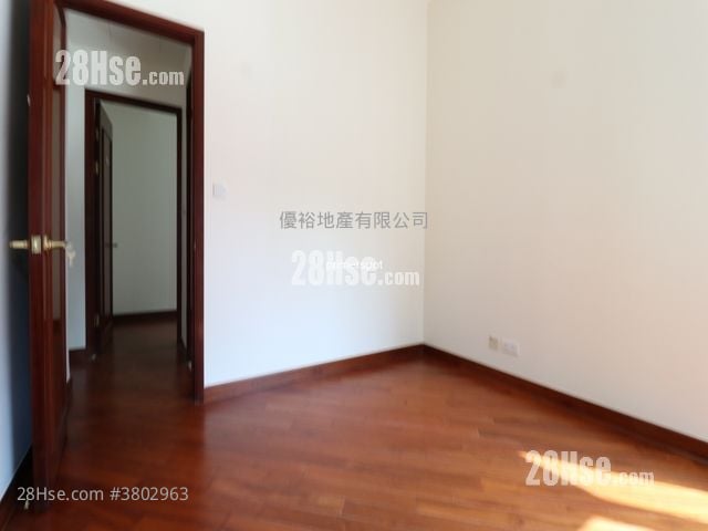 The Avenue Rental 2 Bedrooms , 1 Bathroom 520 ft²