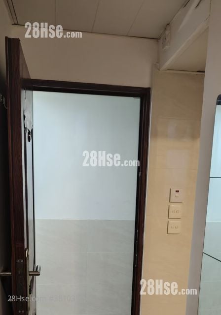 深水埗大厦 租盘 1 房 , 1 浴室 150 平方尺