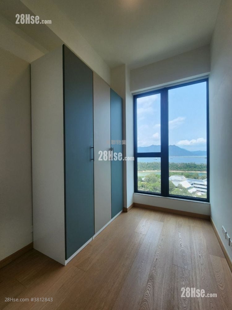 睡房 2: 峻源 租盘 3 房 , 3 浴室 922 平方尺