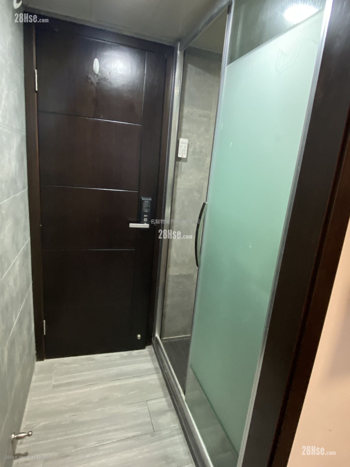 鑽石大樓 租盤 開放式間隔 , 1 浴室 130 平方呎