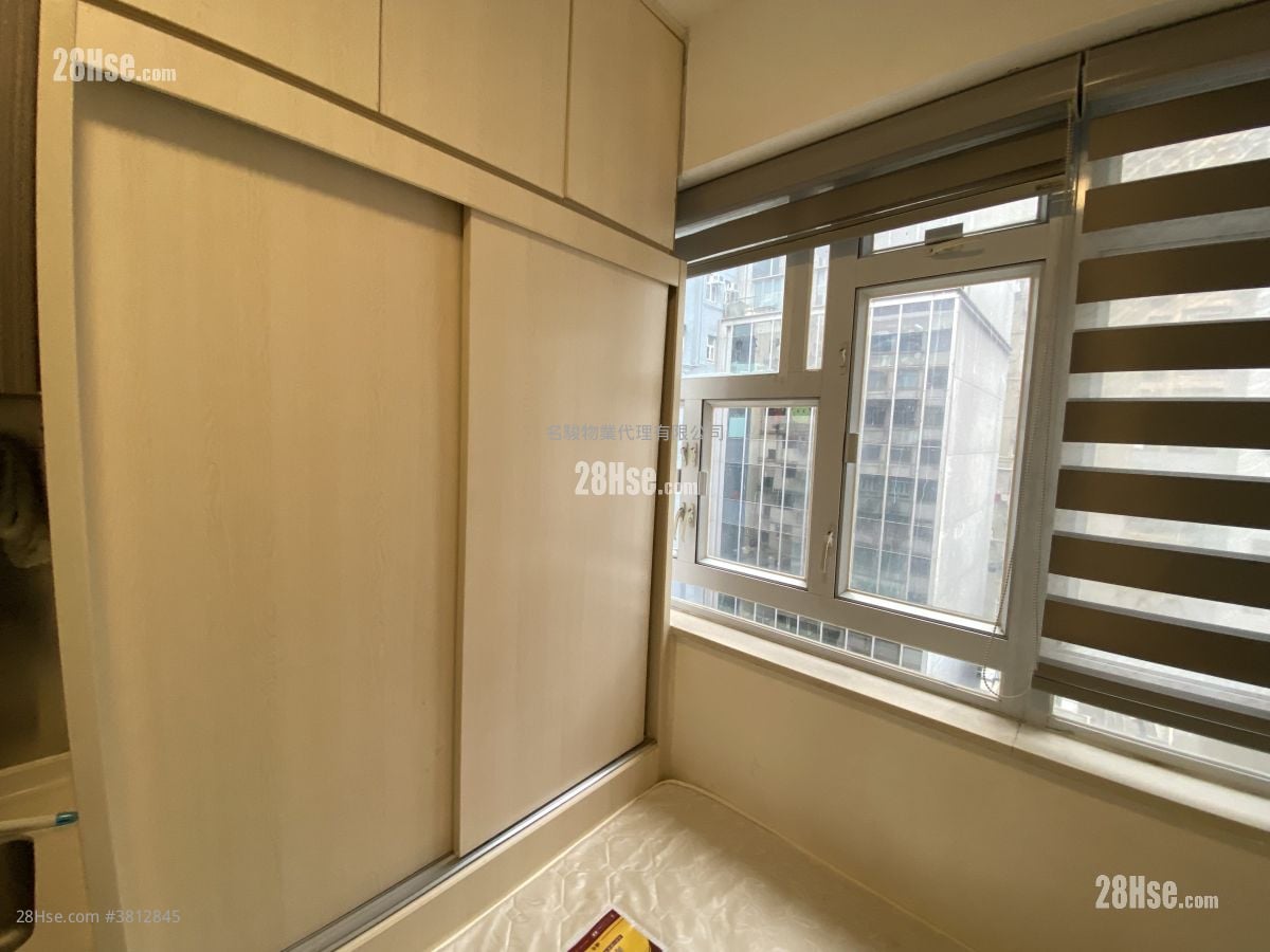 鑽石大樓 租盤 開放式間隔 , 1 浴室 130 平方呎