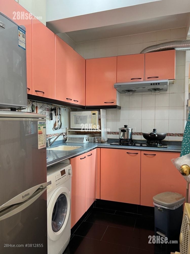 kitchen: Discovery Park Sell 3 Bedrooms , 2 Bathrooms 658 ft²