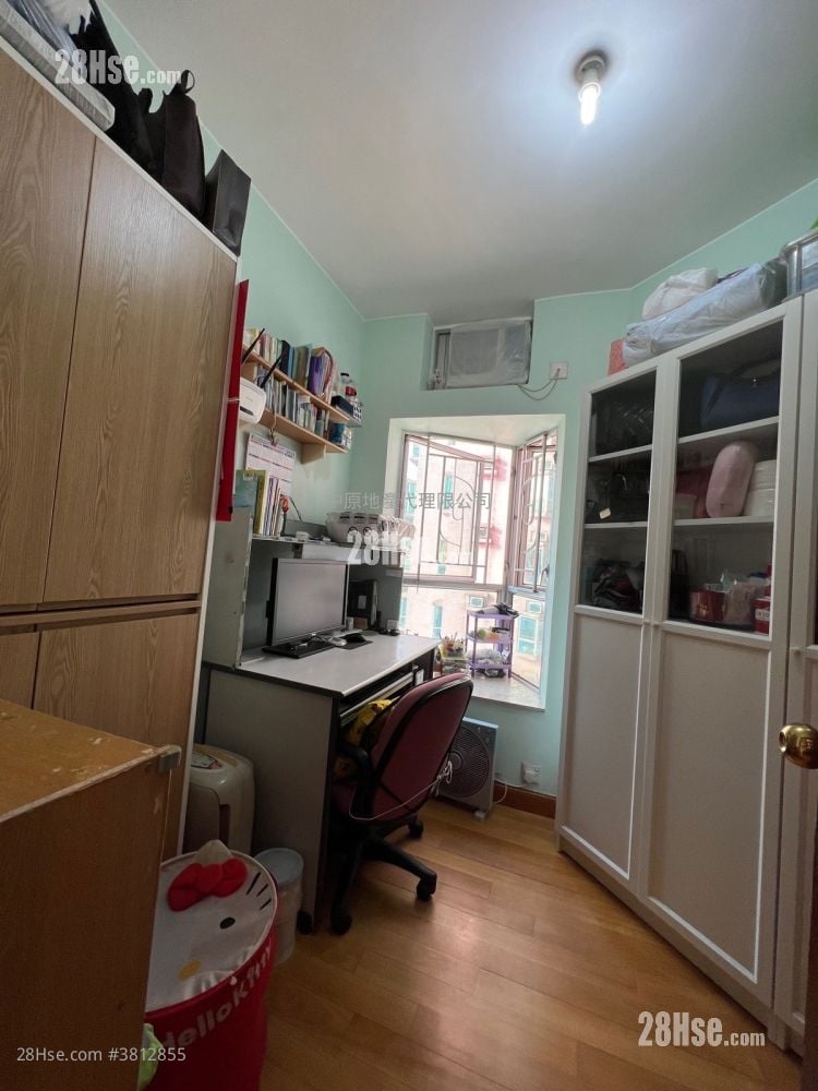 bedroom 1: Discovery Park Sell 3 Bedrooms , 2 Bathrooms 658 ft²