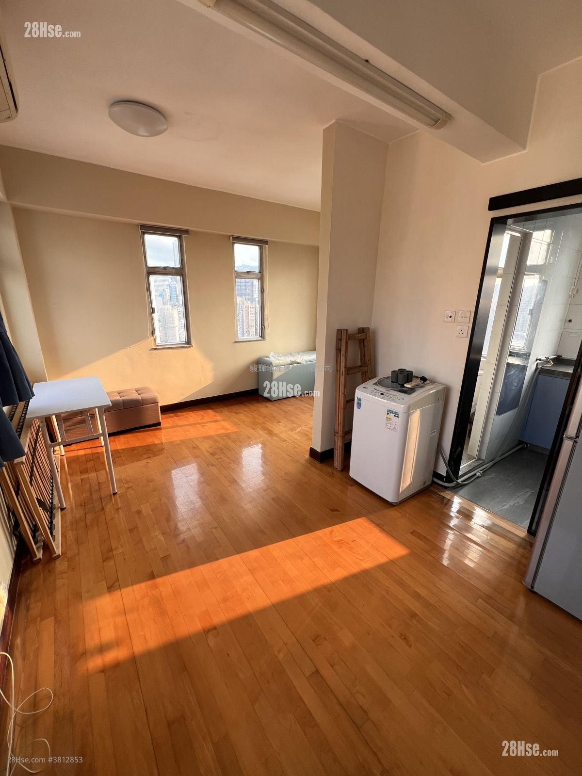 兆豐大廈 租盤 開放式間隔 , 1 浴室 237 平方呎