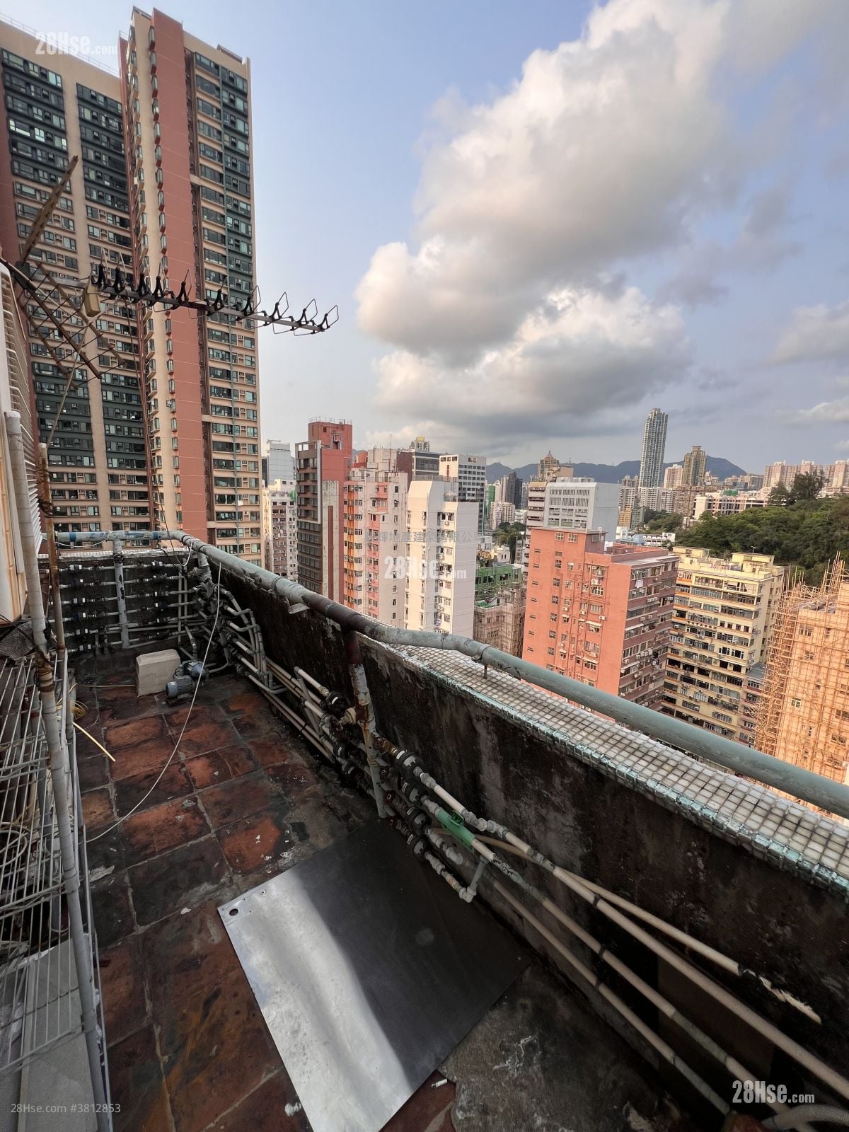 兆豐大廈 租盤 開放式間隔 , 1 浴室 237 平方呎