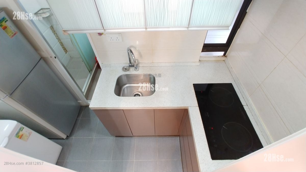 花园城 售盘 2 房 , 1 浴室 286 平方尺