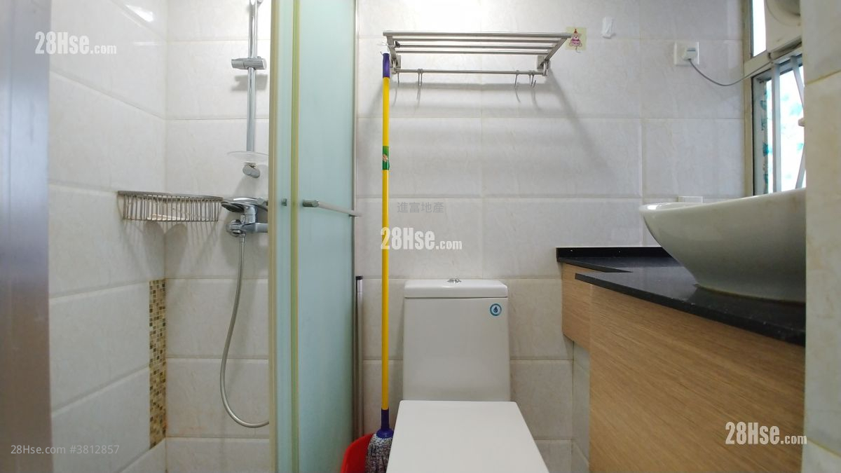 花园城 售盘 2 房 , 1 浴室 286 平方尺