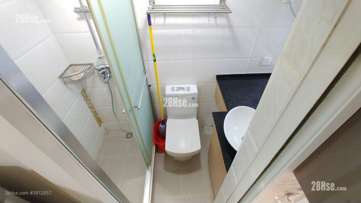 花园城 售盘 2 房 , 1 浴室 286 平方尺