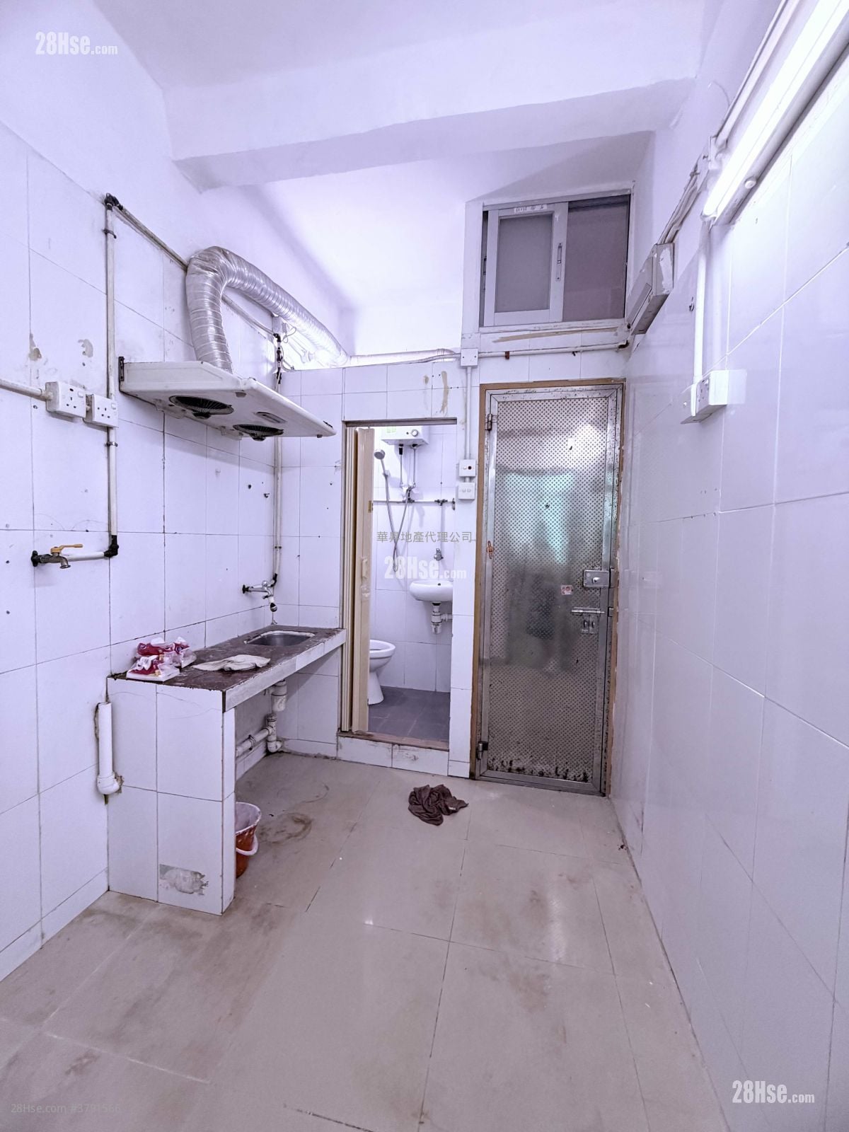 Chinese Mansion Rental 1 Bedroom , 1 Bathroom 160 ft²