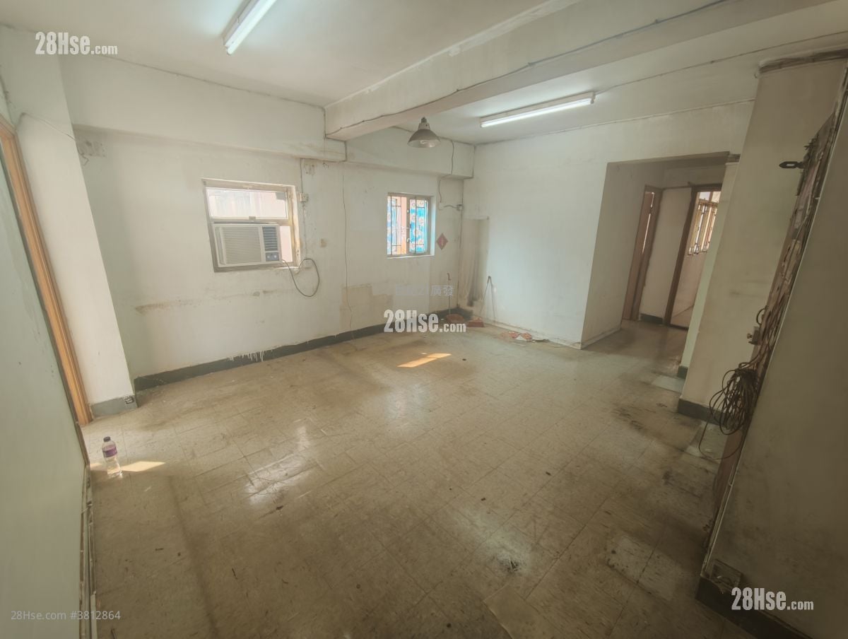 荔枝角道224号 售盘 3 房 , 1 浴室 679 平方尺