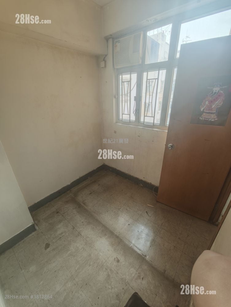 荔枝角道224号 售盘 3 房 , 1 浴室 679 平方尺