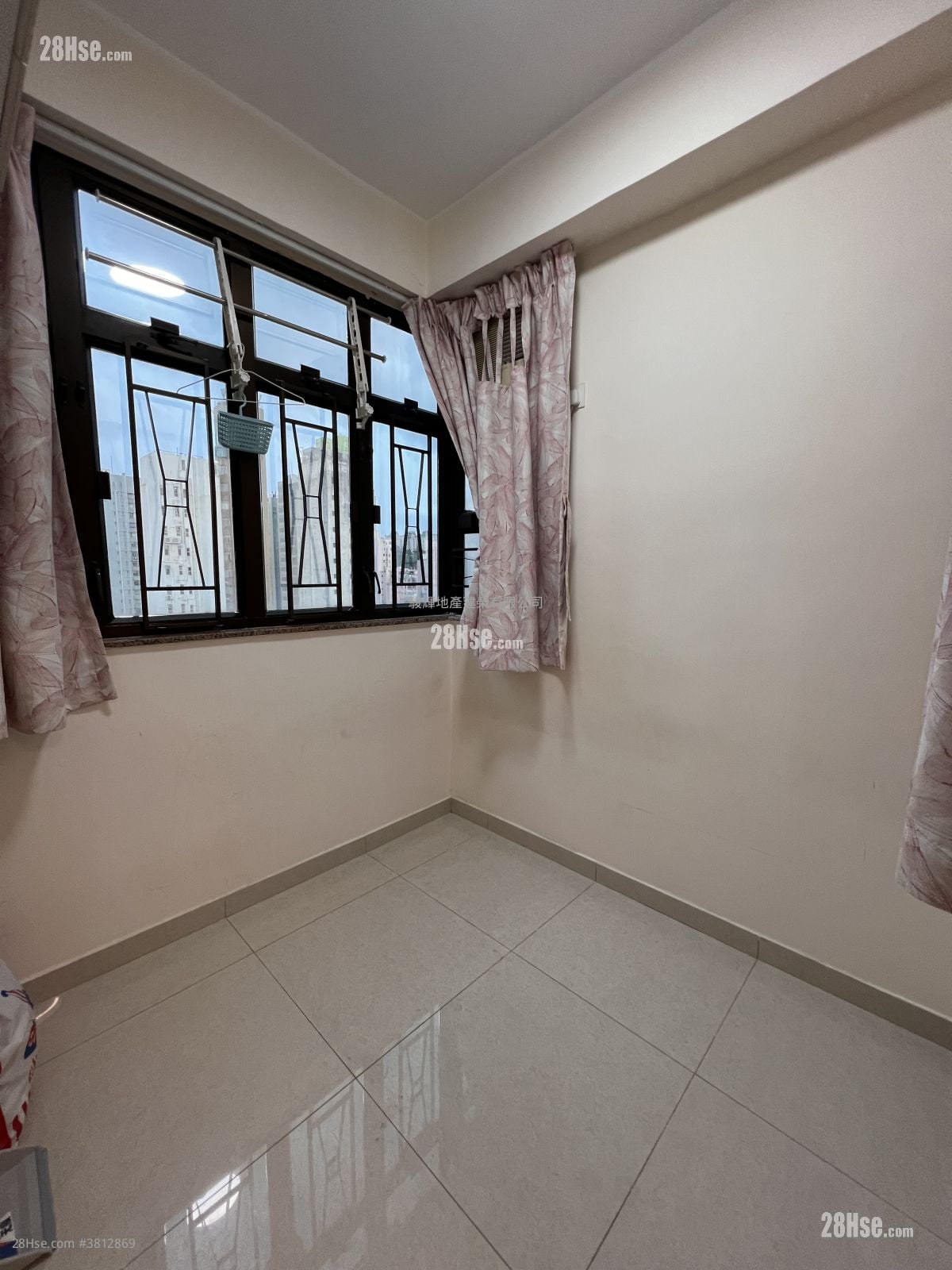 永发大厦 租盘 2 房 , 1 浴室 246 平方尺