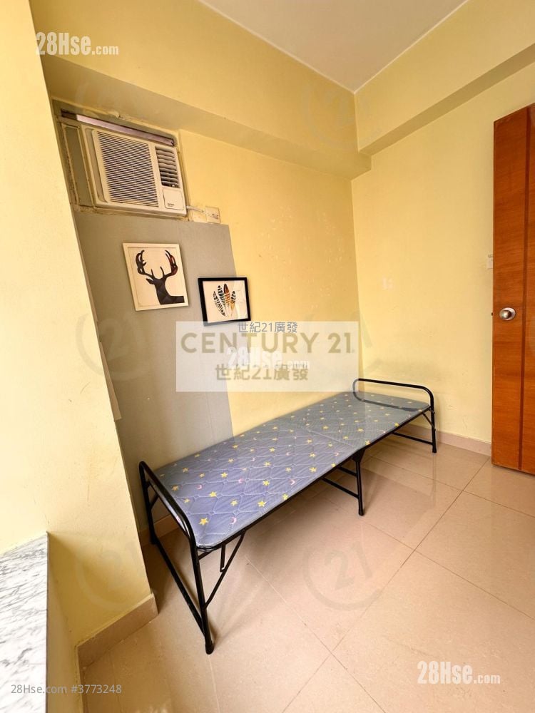 单幢楼房 租盘 2 房 , 1 浴室 354 平方尺