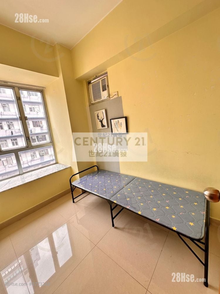 单幢楼房 租盘 2 房 , 1 浴室 354 平方尺