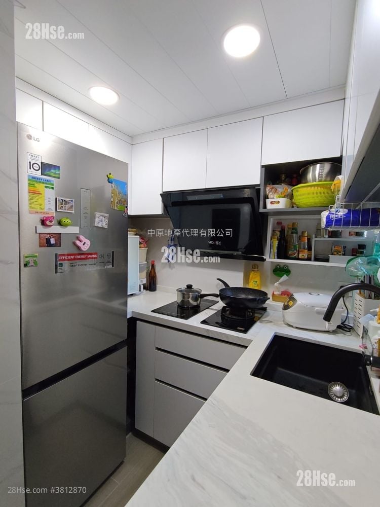 新葵芳花園 售盤 2 房 , 1 浴室 415 平方呎