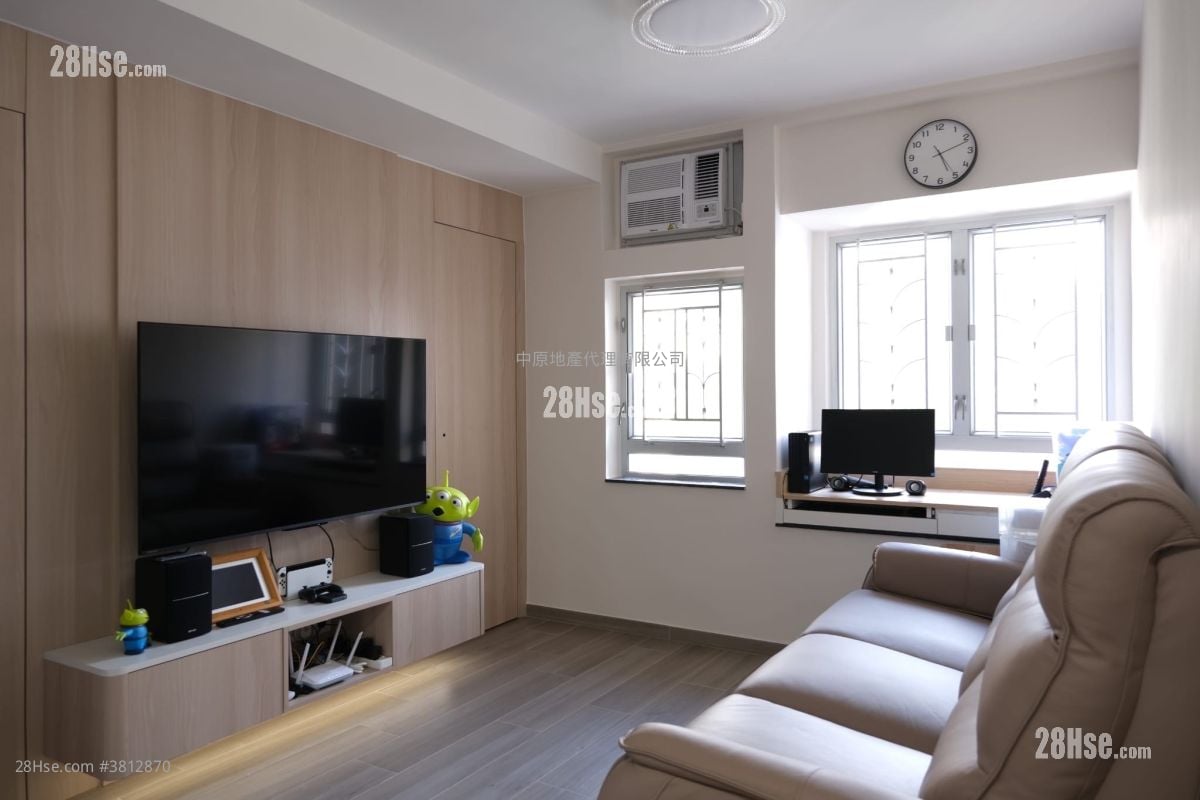 新葵芳花園 售盤 2 房 , 1 浴室 415 平方呎