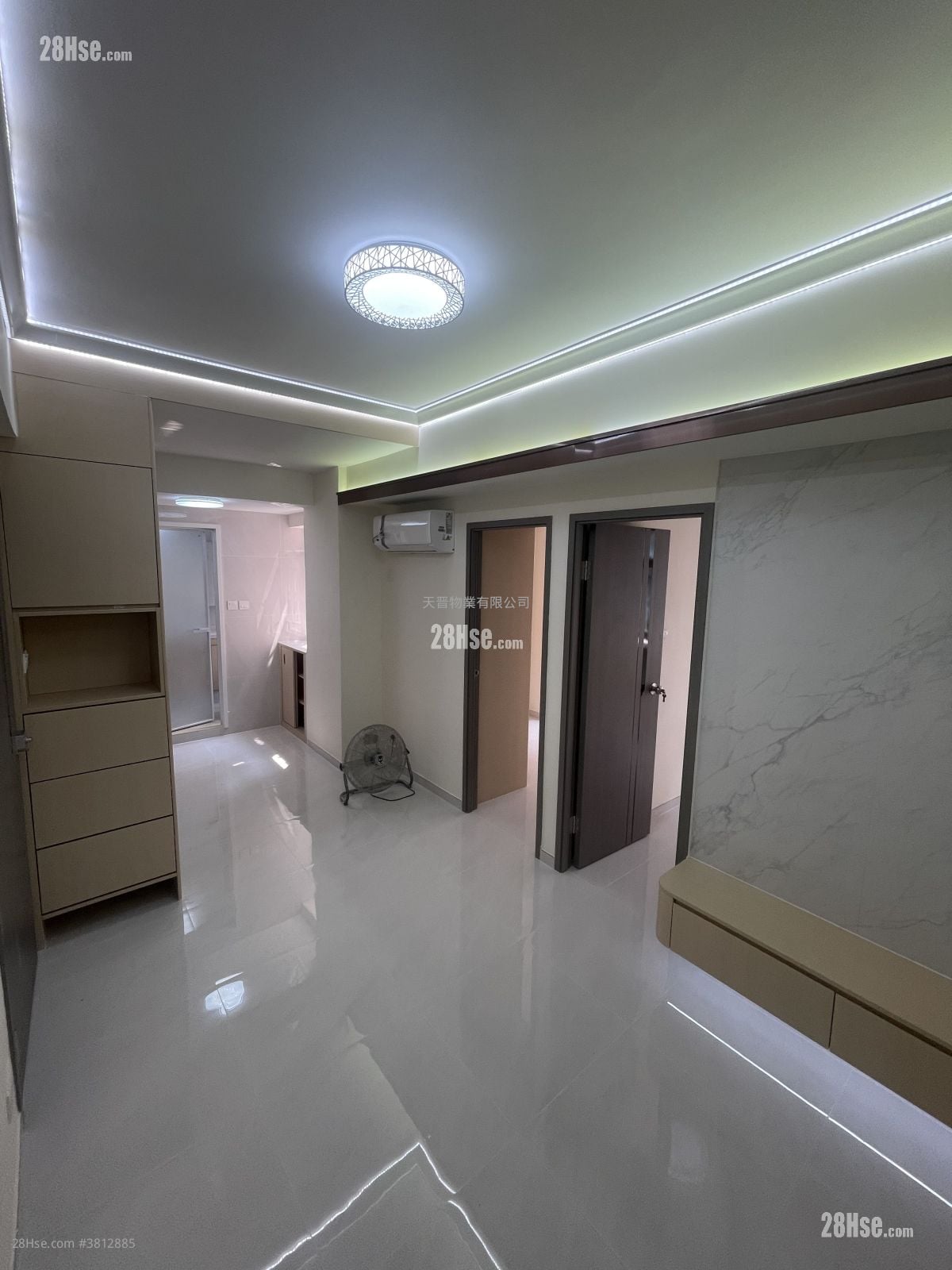 Kin On Mansion Sell 1 Bathroom 319 ft²