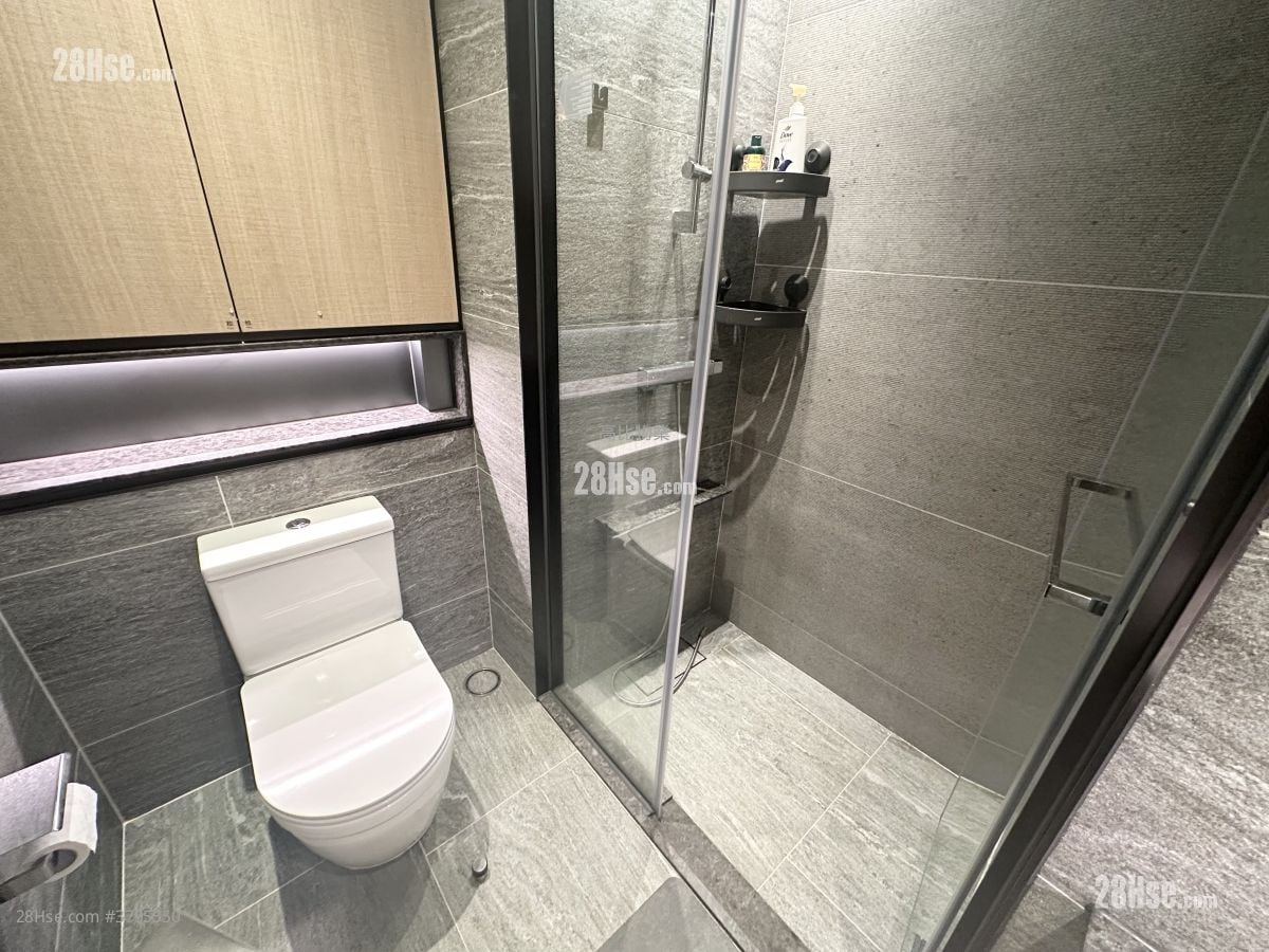 Kennedy 38 Rental 1 Bedroom , 1 Bathroom 299 ft²