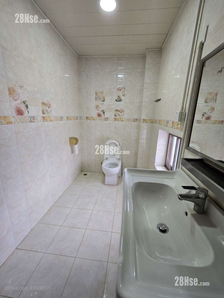 老圍村165號 Rental 2 Bedrooms , 1 Bathroom 450 ft²