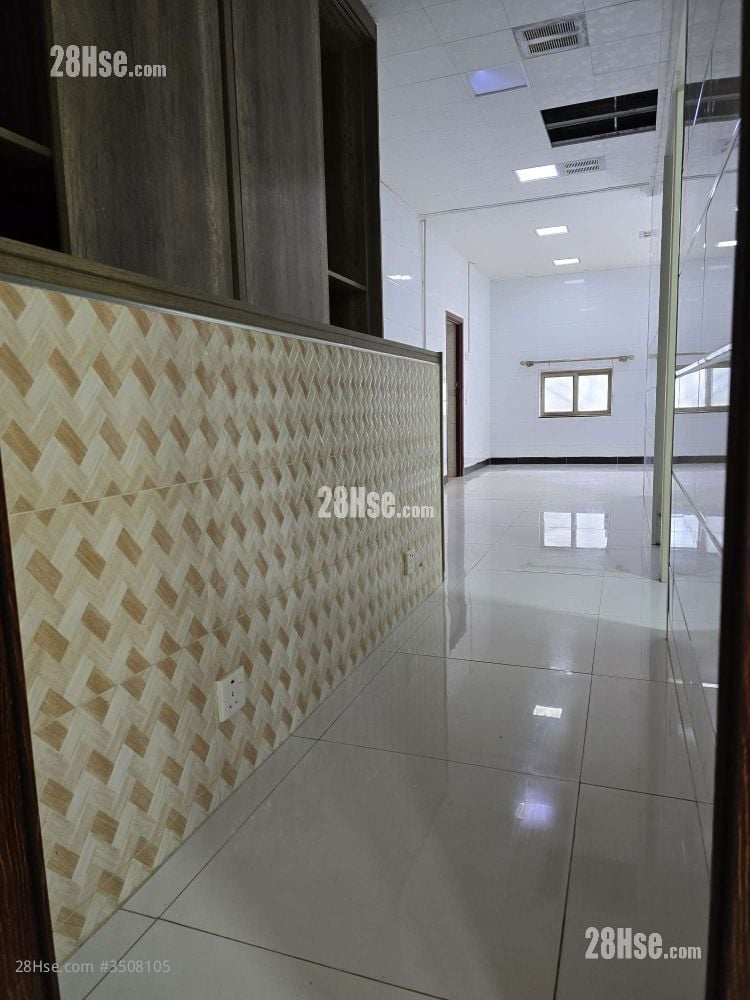 老圍村165號 Rental 2 Bedrooms , 1 Bathroom 450 ft²