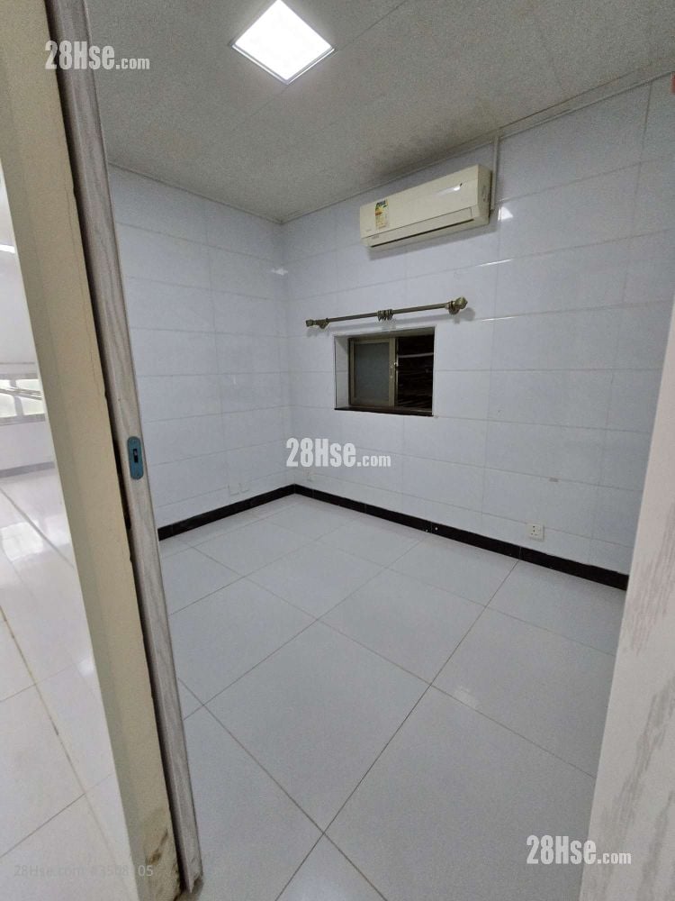 老圍村165號 Rental 2 Bedrooms , 1 Bathroom 450 ft²