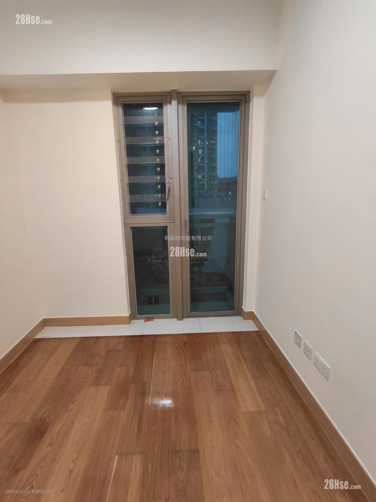 朗屏8号 售盘 3 房 621 平方尺