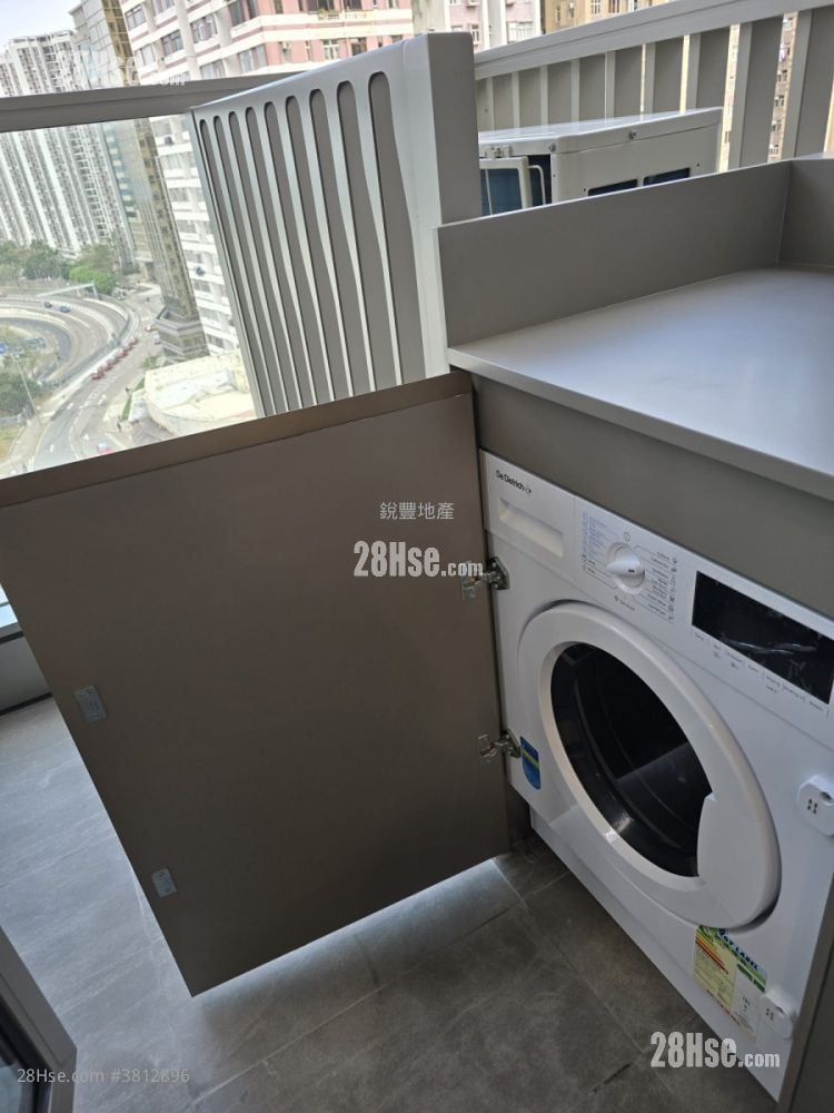 Finnie 租盘 2 房 , 1 浴室 364 平方尺