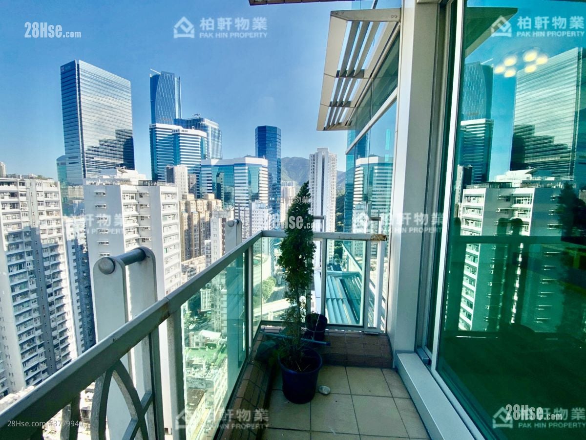 Casa 880 售盘 3 房 , 2 浴室 832 平方尺