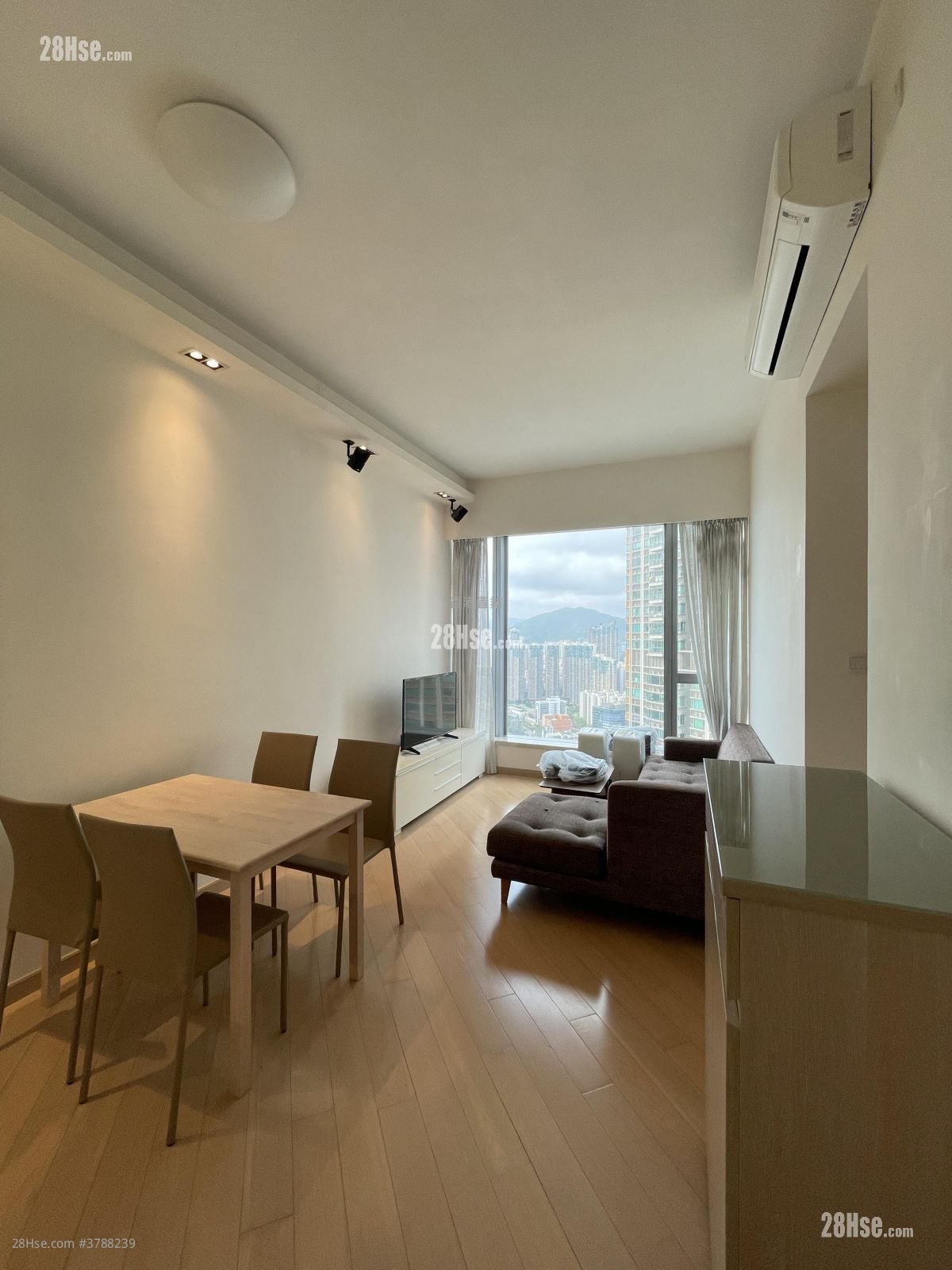 天玺 租盘 2 房 , 2 浴室 640 平方尺