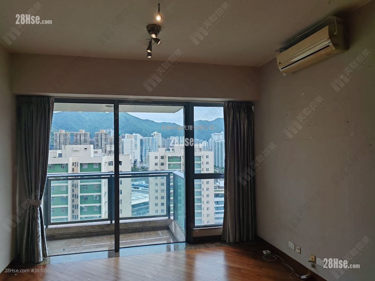 御龙山 售盘 3 房 1,016 平方尺