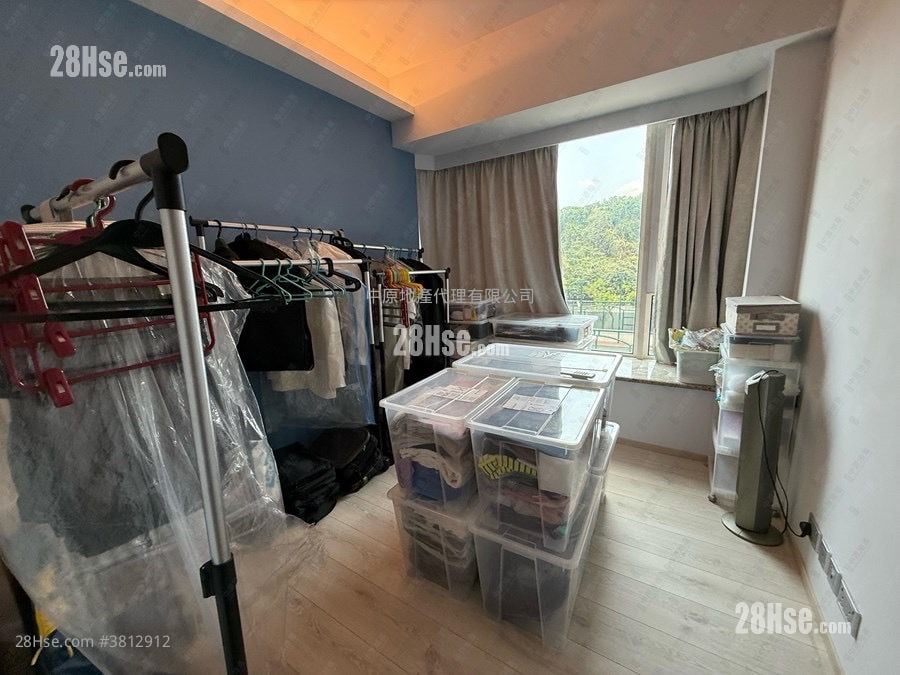 Symphony Bay Sell 4 Bedrooms 1,326 ft²