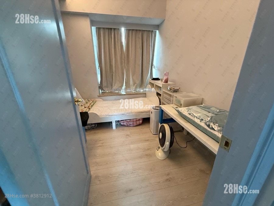 Symphony Bay Sell 4 Bedrooms 1,326 ft²